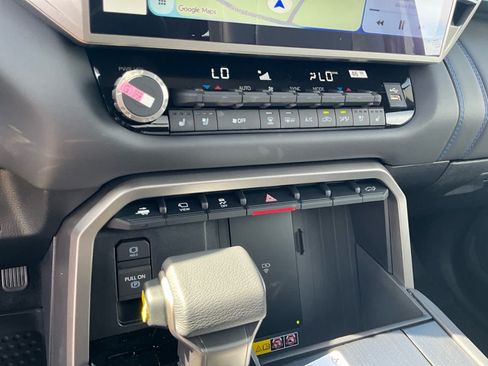 New 2026 Toyota Tundra Platinum AWD/4WD image 15