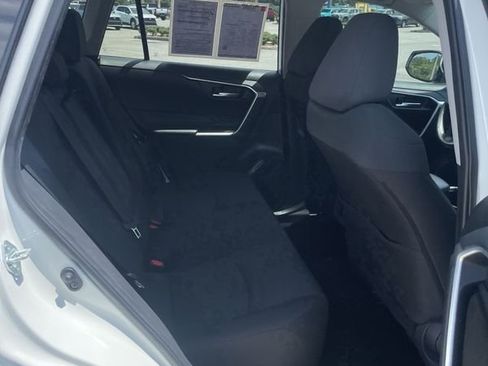 Used 2025 Toyota RAV4 XLE w/ Convenience Package FWD image 11