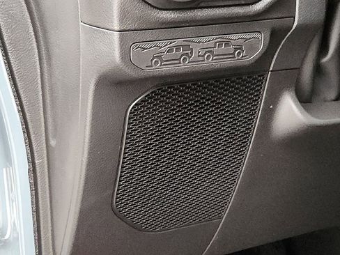 New 2026 Jeep Gladiator Sport image 17