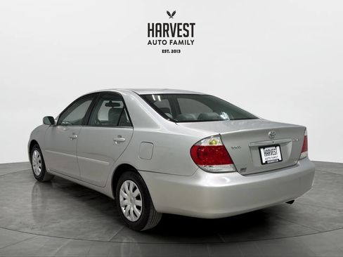 Used 2006 Toyota Camry FWD image 4