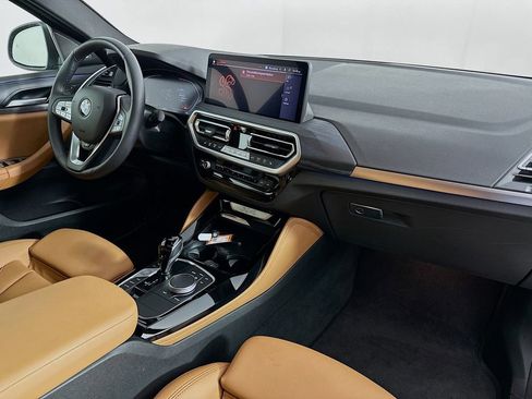 Used 2025 BMW X4 xDrive30i AWD/4WD image 38
