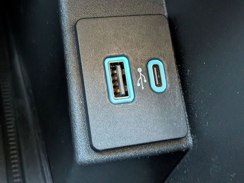 Certified 2024 Ford Edge SEL w/ Convenience Package image 27