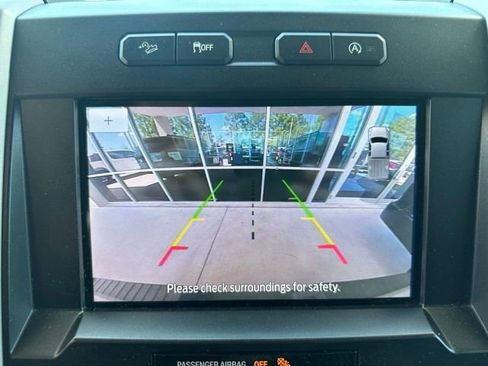 Used 2019 Ford F150 Lariat AWD/4WD image 17