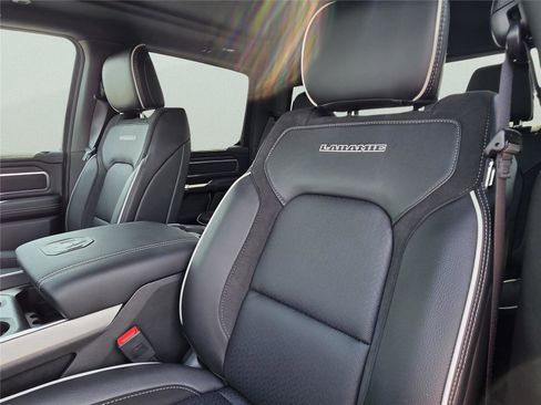 New 2026 RAM 1500 Laramie AWD/4WD image 23