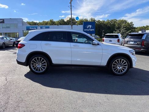 Used 2019 Mercedes-Benz GLC 300 4MATIC image 8