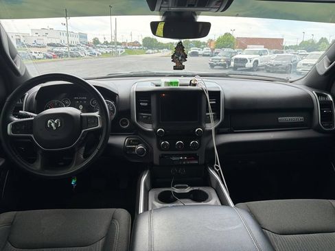 Used 2022 RAM 1500 Big Horn AWD/4WD image 5