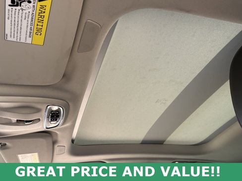 Used 2021 Volvo S60 T5 Momentum w/ Climate Package image 30