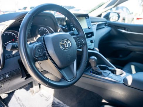 Used 2023 Toyota Camry SE image 18