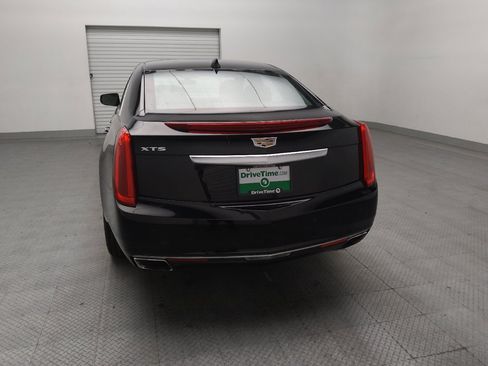 Used 2017 Cadillac XTS Luxury FWD image 6