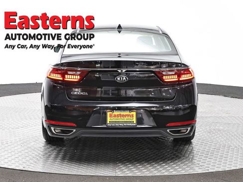 Used 2019 Kia Cadenza Premium FWD image 6