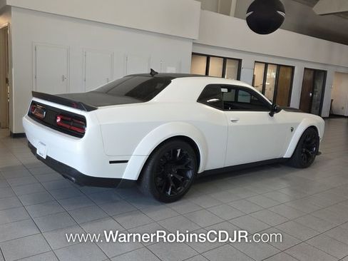Used 2023 Dodge Challenger SRT Hellcat RWD image 11