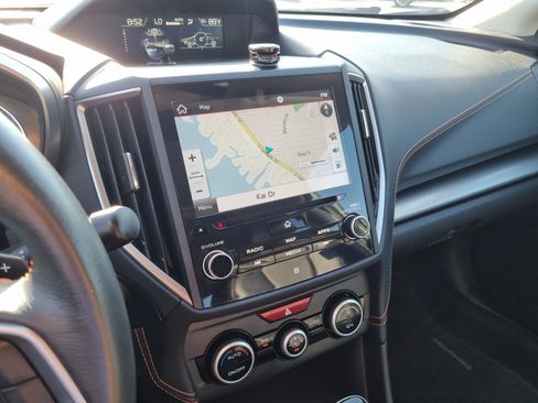 Used 2019 Subaru Crosstrek 2.0i Limited w/ Moonroof Package w/Navigation AWD/4WD image 28