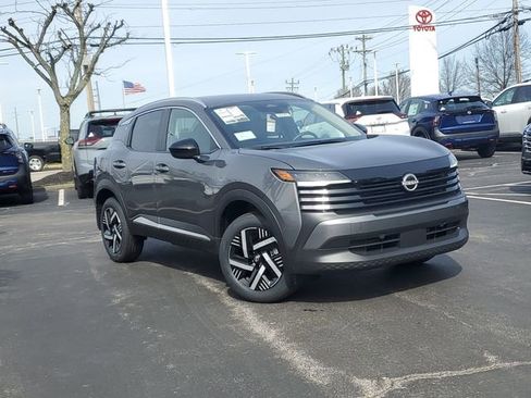 New 2026 Nissan Kicks SV w/ SV Premium Package image 33