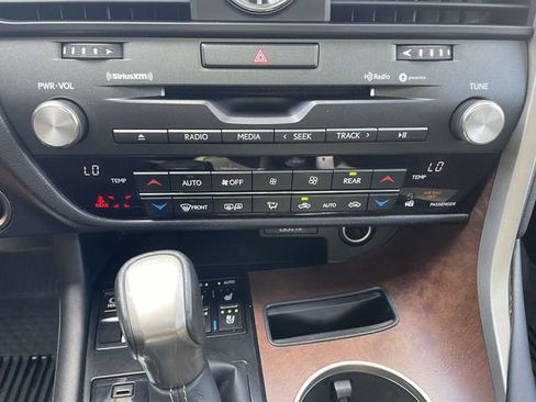 Used 2022 Lexus RX 350L FWD w/ Premium Package image 29