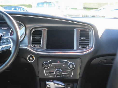 Used 2017 Dodge Charger SXT w/ Plus Group image 14