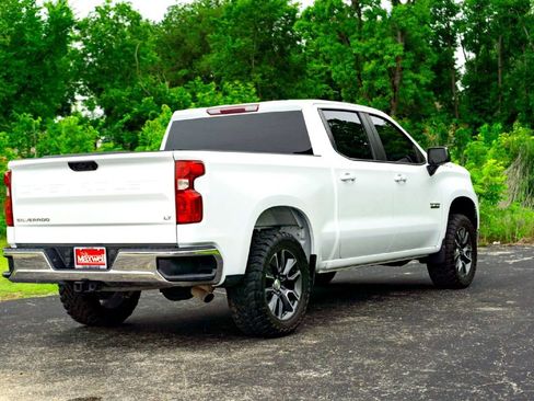 Used 2023 Chevrolet Silverado 1500 LT RWD image 7