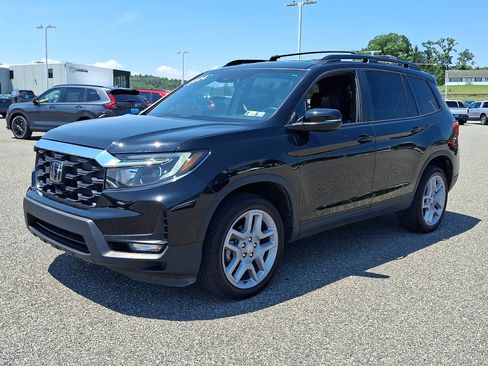 Used 2024 Honda Passport EX-L image 3