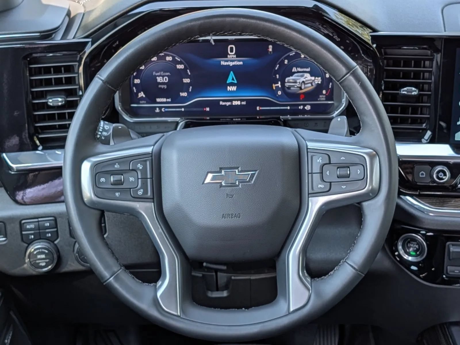 Used 2024 Chevrolet Silverado 1500 RST AWD/4WD image 20