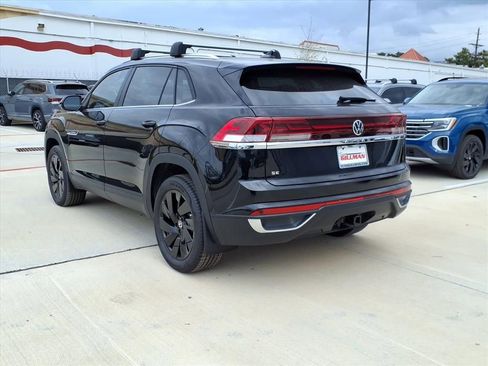 New 2026 Volkswagen Atlas Cross Sport SE FWD image 8