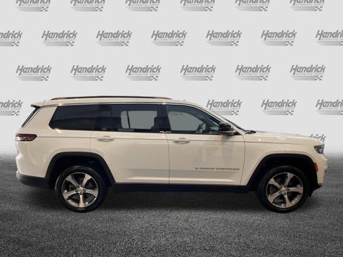 Used 2025 Jeep Grand Cherokee L Limited AWD/4WD image 11