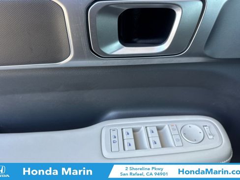 Used 2024 Hyundai Santa Fe SEL AWD/4WD image 13