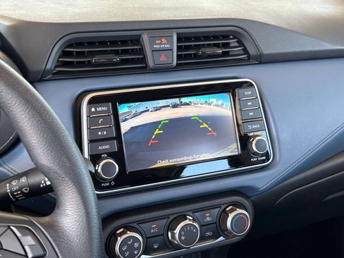 Used 2025 Nissan Versa SV FWD image 22