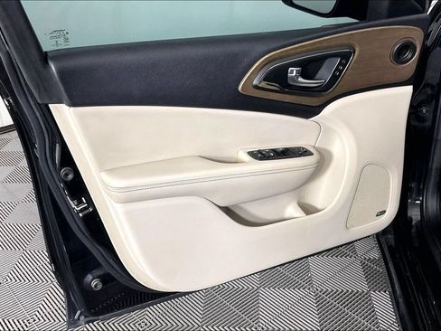 Used 2015 Chrysler 200 C w/ Navigation & Sound Group I FWD image 22