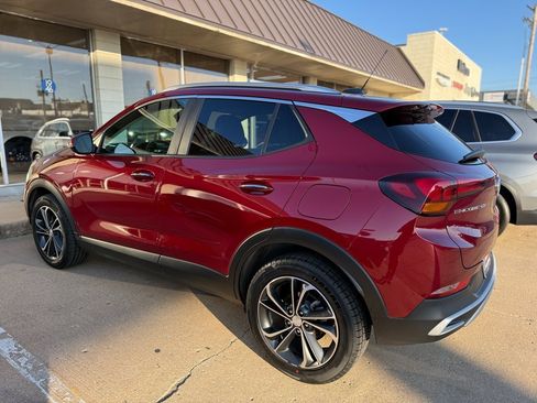 Used 2021 Buick Encore GX Select image 17