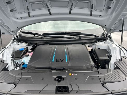 Certified 2023 Hyundai Ioniq 5 SE image 29