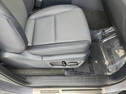 Used 2025 Lexus GX 550 550 Premium w/ Accessory Package (2T) image 22