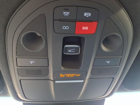 New 2025 Genesis G70 3.3T Advanced w/ Sport Prestige Package RWD image 24