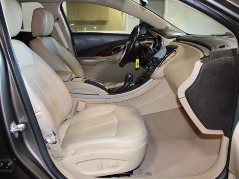 Used 2011 Buick LaCrosse CXL image 20