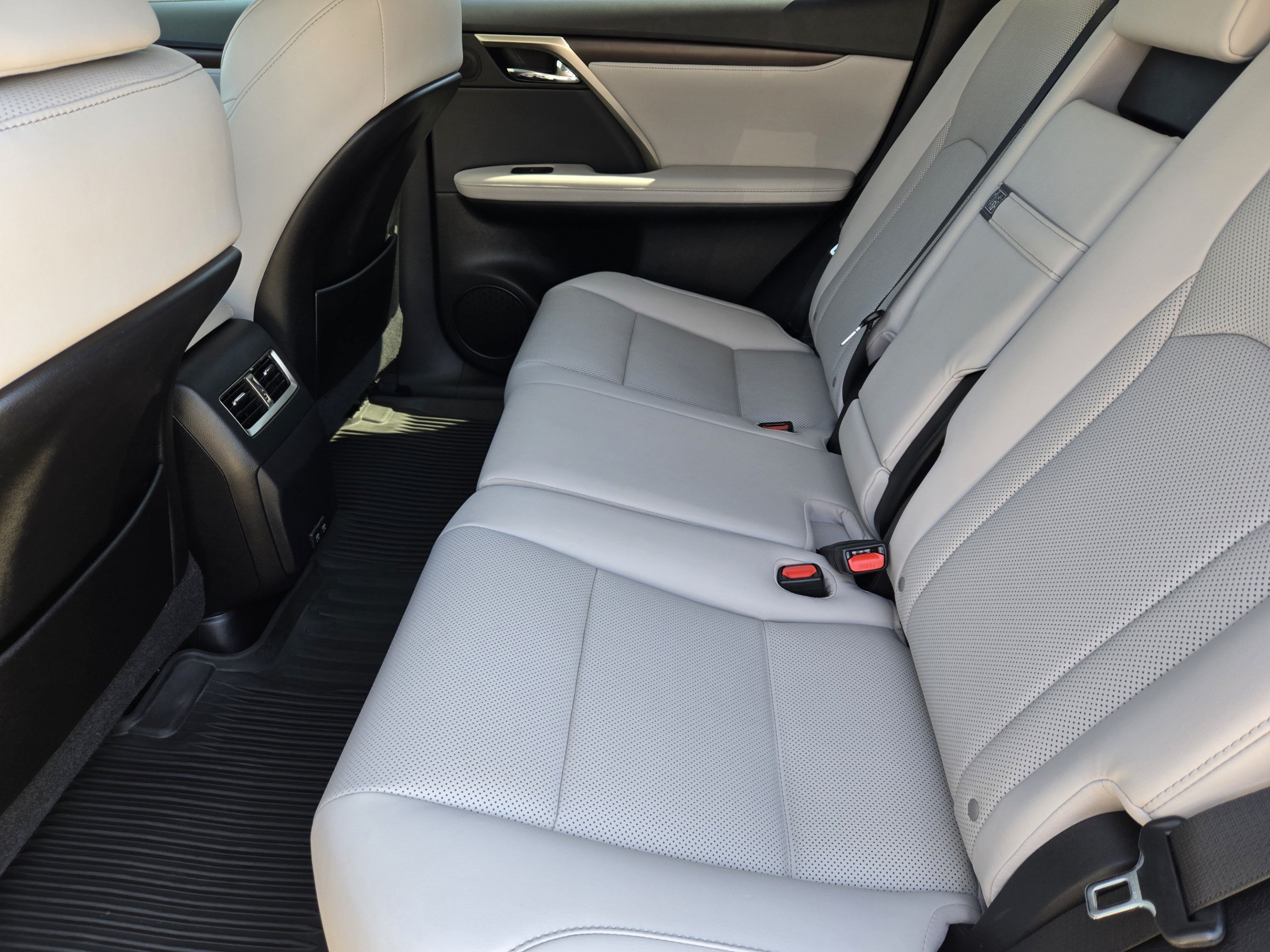Used 2022 Lexus RX 350 FWD w/ Premium Package image 29