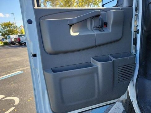 Used 2023 Chevrolet Express 2500 w/ Driver Convenience Package RWD image 12
