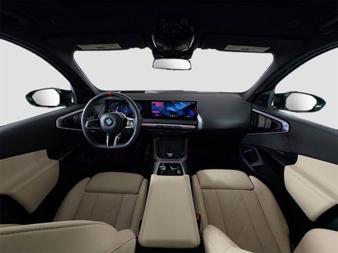 Used 2025 BMW X3 M50 image 9