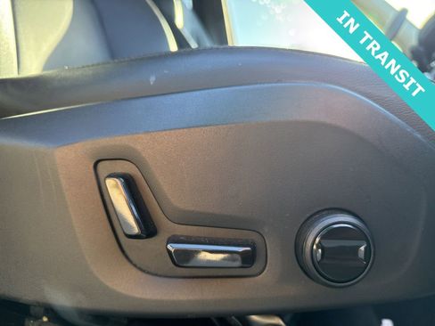 Certified 2024 Volvo XC60 B5 Core image 11