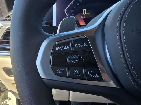 New 2026 BMW X7 xDrive40i w/ M Sport Package image 27