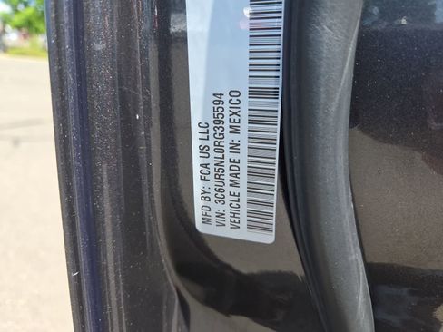 Used 2024 RAM 2500 Laramie w/ Safety Group AWD/4WD image 29