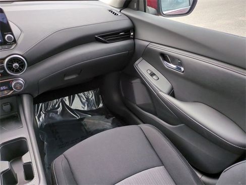Used 2021 Nissan Sentra SV image 16