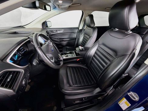 Used 2020 Ford Edge SEL w/ Convenience Package AWD/4WD image 2