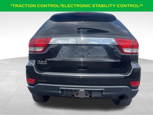Used 2012 Jeep Grand Cherokee Laredo w/ Laredo E Group AWD/4WD image 8
