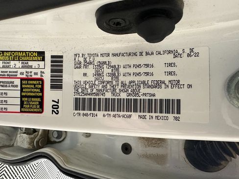 Used 2022 Toyota Tacoma SR AWD/4WD image 33