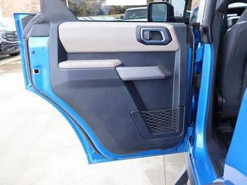 Used 2022 Ford Bronco Wildtrak image 24