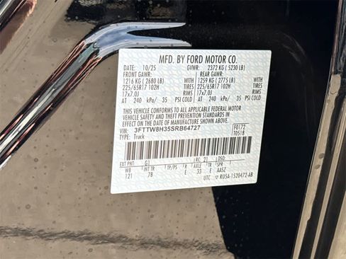 New 2025 Ford Maverick XLT image 31