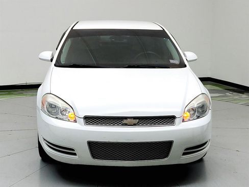 Used 2015 Chevrolet Impala Limited LS image 2