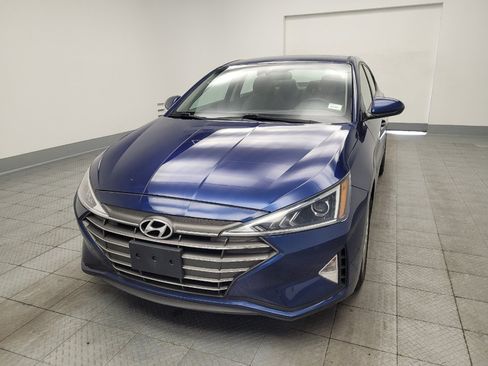 Used 2020 Hyundai Elantra SEL FWD image 15