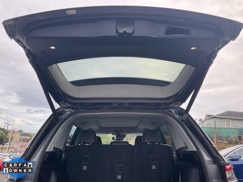 Used 2022 Jeep Grand Cherokee Limited 4xe image 9