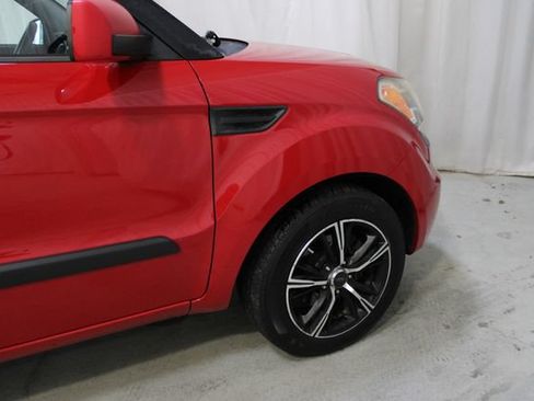 Used 2010 Kia Soul + w/ Audio Pkg FWD image 34