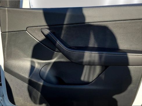 Used 2021 Tesla Model Y Performance AWD/4WD image 27