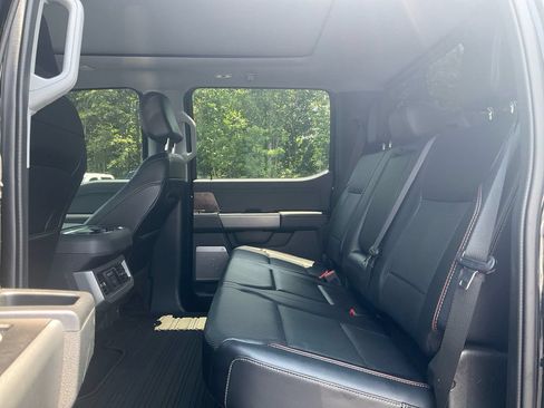 Used 2023 Ford F250 Lariat w/ Lariat Ultimate Package AWD/4WD image 14